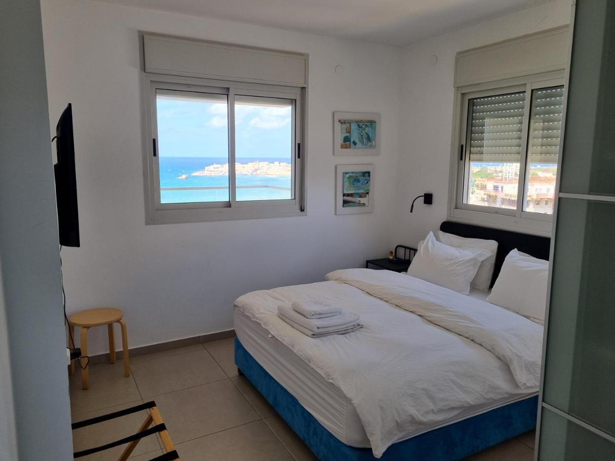 Beachfront Gallery Акра Екстериор снимка